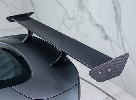 Aston Martin Vantage GT8 35