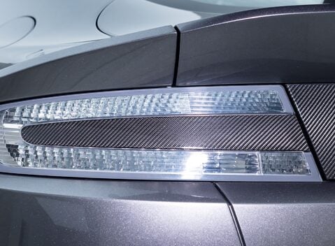 Aston Martin Vantage GT8 36