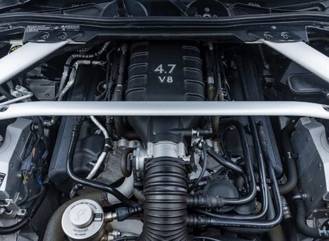 Aston Martin Vantage GT8 45