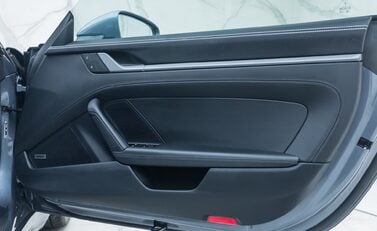 Porsche 911 Carrera (992.2) 26