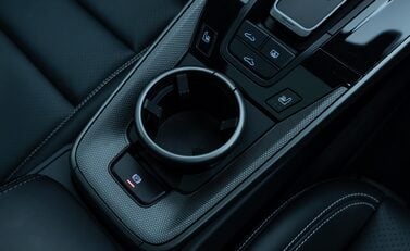 Porsche 911 Carrera (992.2) 25