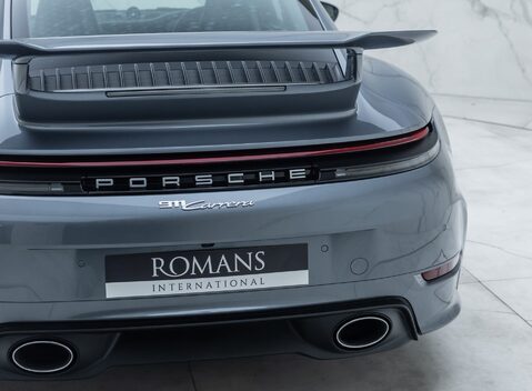 Porsche 911 Carrera (992.2) 30