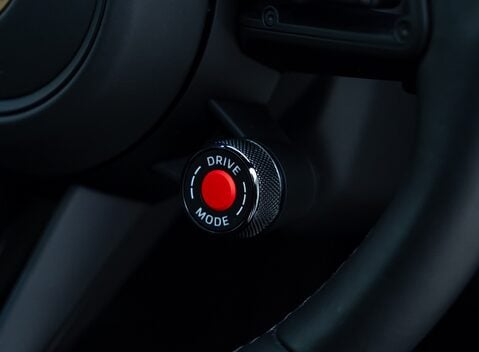 Porsche 911 Carrera (992.2) 14