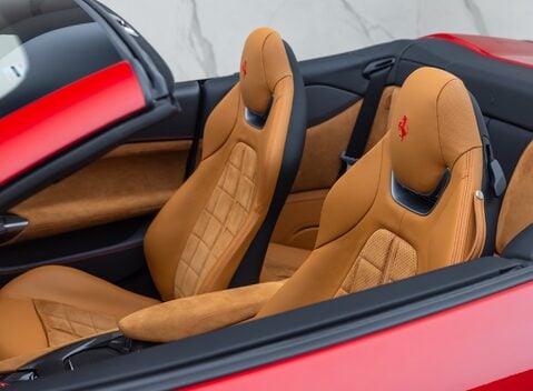 Ferrari Portofino M 43