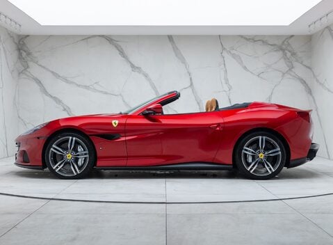 Ferrari Portofino M 6