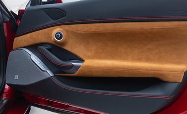 Ferrari Portofino M 34