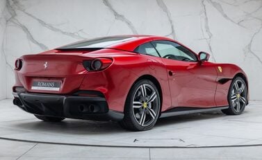 Ferrari Portofino M 8