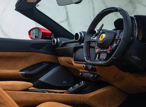 Ferrari Portofino M 16