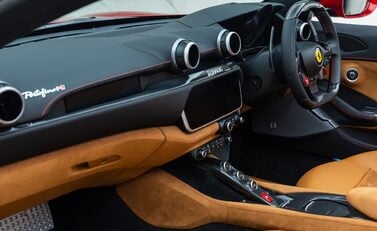 Ferrari Portofino M 22