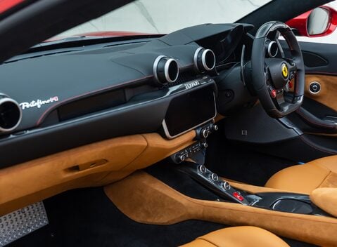 Ferrari Portofino M 22