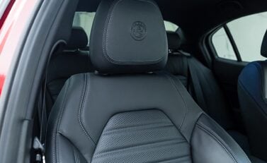 Alfa Romeo Giulia QUADRIFOGLIO 16