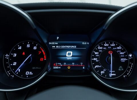 Alfa Romeo Giulia QUADRIFOGLIO 22