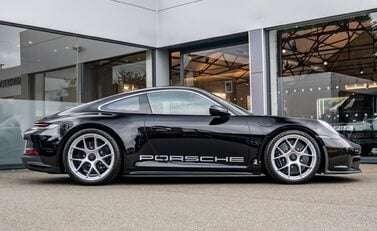 Porsche 911 S/T 3
