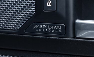 Land Rover Defender 110 V8 CARPATHIAN EDITION Urban 30