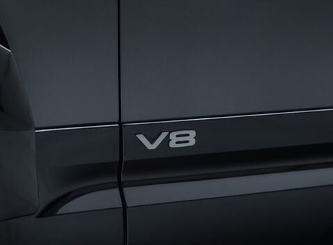 Land Rover Defender 110 V8 CARPATHIAN EDITION Urban 37