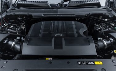 Land Rover Defender 110 V8 CARPATHIAN EDITION Urban 45