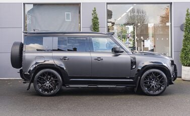 Land Rover Defender 110 V8 CARPATHIAN EDITION Urban 3