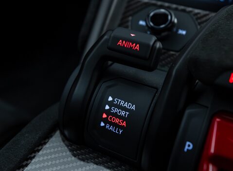 Lamborghini Urus PERFORMANTE 29