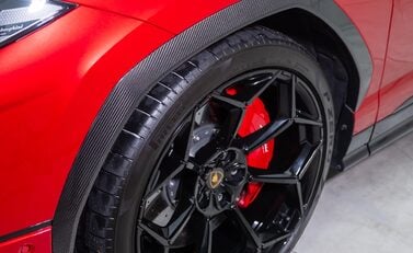 Lamborghini Urus PERFORMANTE 39