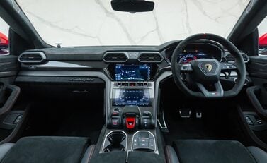 Lamborghini Urus PERFORMANTE 22