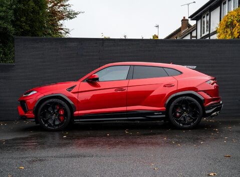 Lamborghini Urus PERFORMANTE 3