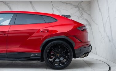 Lamborghini Urus PERFORMANTE 50