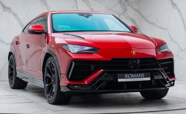 Lamborghini Urus PERFORMANTE 9