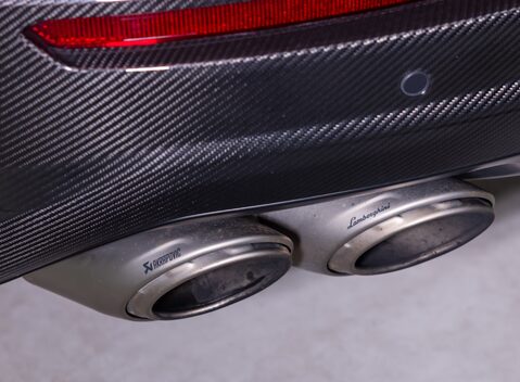 Lamborghini Urus PERFORMANTE 46