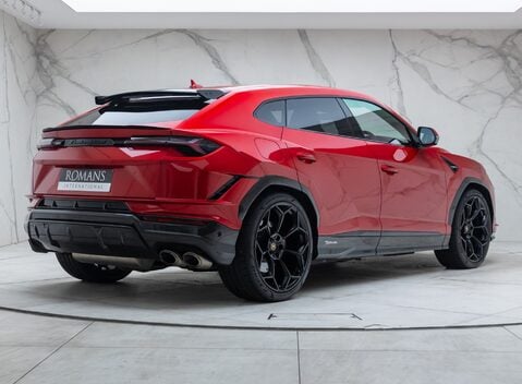 Lamborghini Urus PERFORMANTE 6
