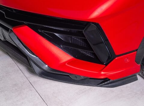 Lamborghini Urus PERFORMANTE 37