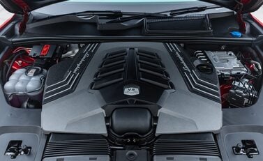 Lamborghini Urus PERFORMANTE 51