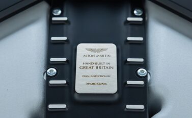 Aston Martin V12 Vantage ROADSTER 54