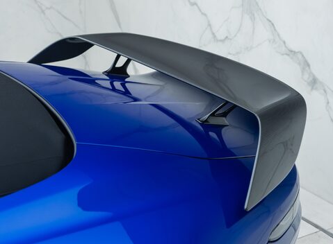 Aston Martin V12 Vantage ROADSTER 43