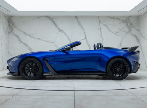 Aston Martin V12 Vantage ROADSTER 6