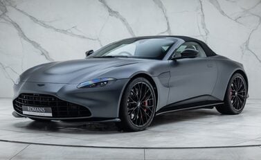 Aston Martin V8 Vantage ROADSTER 5