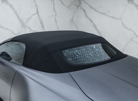 Aston Martin V8 Vantage ROADSTER 35