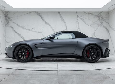 Aston Martin V8 Vantage ROADSTER 7