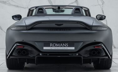 Aston Martin V8 Vantage ROADSTER 11