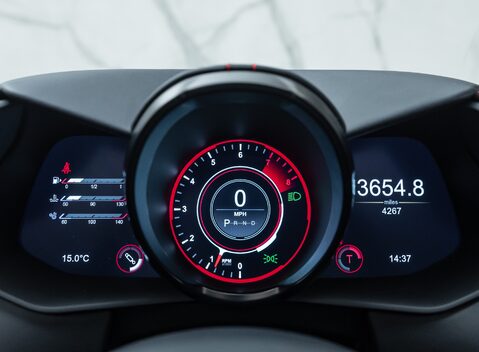 Aston Martin V8 Vantage ROADSTER 23