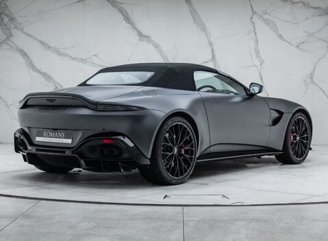 Aston Martin V8 Vantage ROADSTER 8