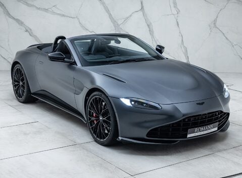 Aston Martin V8 Vantage ROADSTER 14