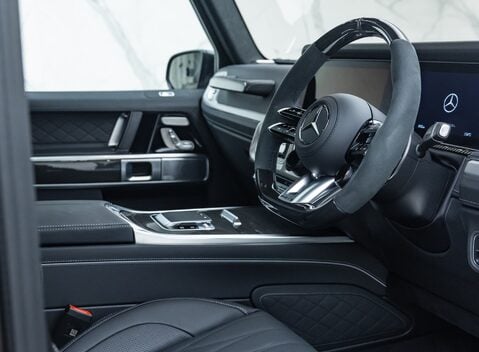 Mercedes-Benz G Class AMG G 63 MAGNO EDITION 13