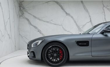 Mercedes-Benz Amg GT S PREMIUM 31