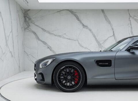 Mercedes-Benz Amg GT S PREMIUM 31