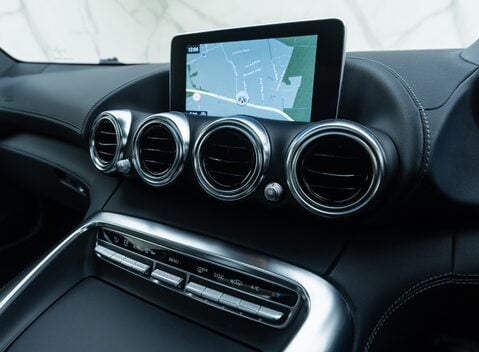 Mercedes-Benz Amg GT S PREMIUM 21