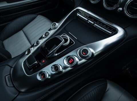 Mercedes-Benz Amg GT S PREMIUM 22