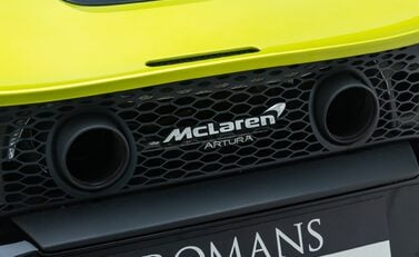 McLaren Artura 44