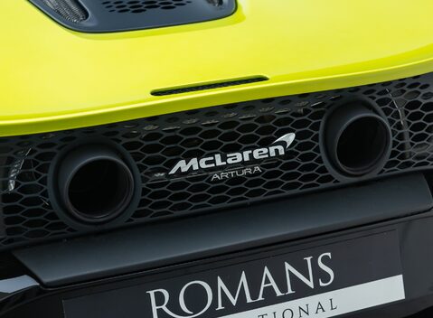 McLaren Artura 44