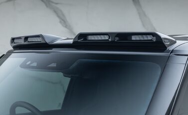 Land Rover Defender 90 D350 X-DYNAMIC HSE HARD TOP URBAN 33