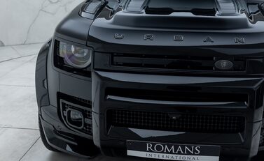 Land Rover Defender 90 D350 X-DYNAMIC HSE HARD TOP URBAN 28